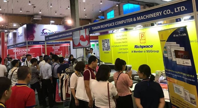 厲害了富怡，中外四展同開 → 高人氣，不容小覷